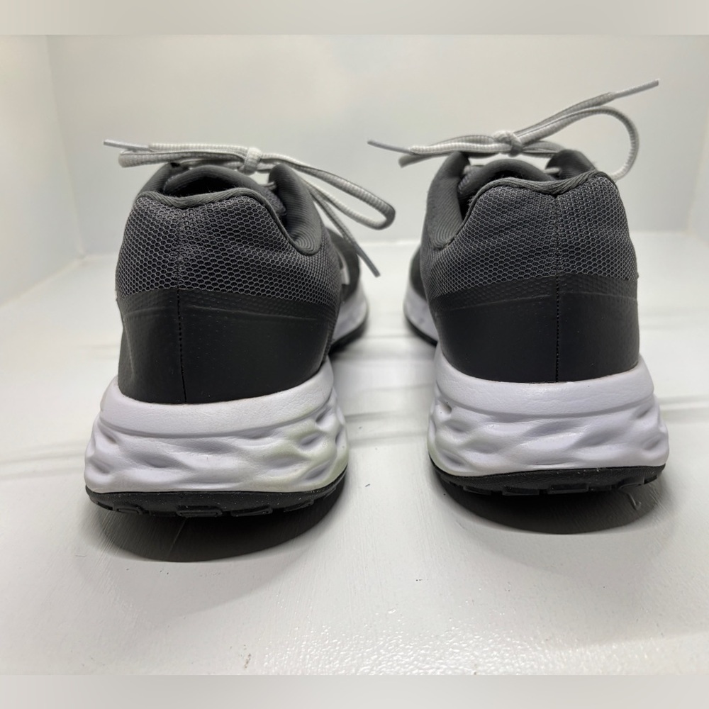 Nike Men's Revolution 6 running shoes in Iron Grey/White size 11.5w - Picture 6 of 9